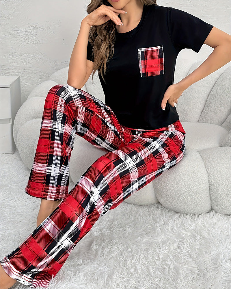 Curvvvy® CozyWear – Black Short-Sleeve & Red Plaid Pajama Pants Set curvvvy