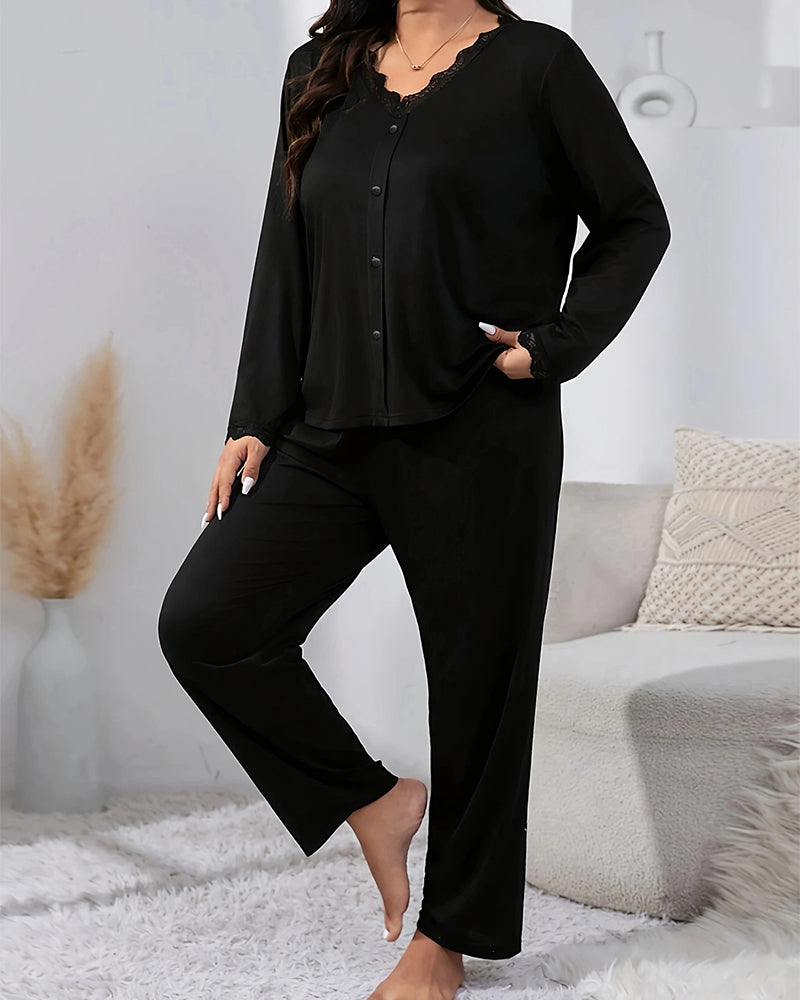 Curvvvy® CozyWear – Black Long-Sleeve Lace-Trim Pajama Set curvvvy