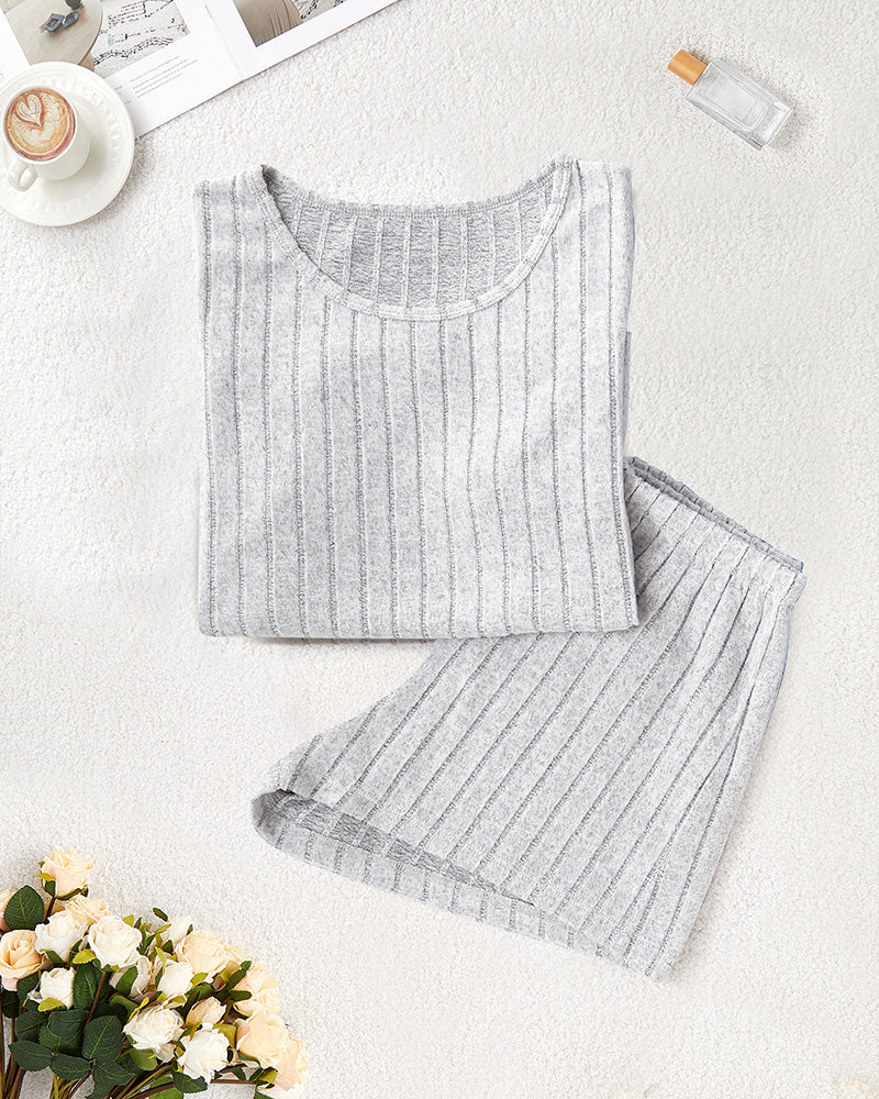 Curvvvy® Ribbed Tee & Shorts Lounge Set