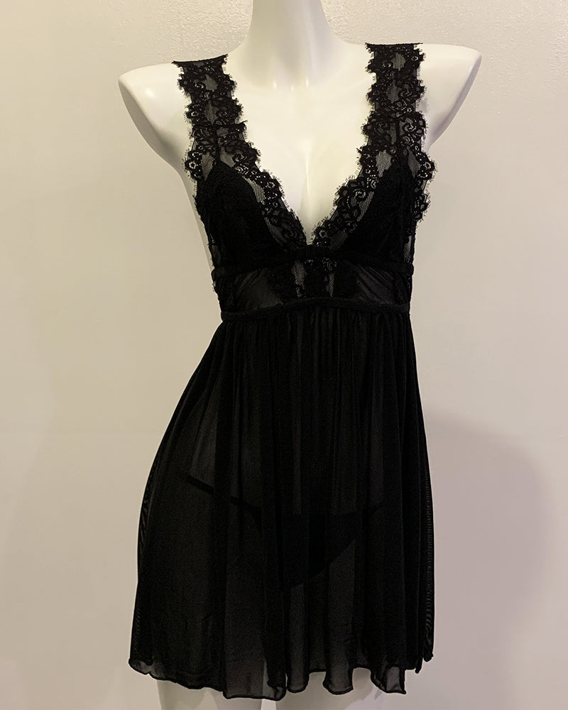 Curvvvy® Deep V Lace Babydoll Chemise Set