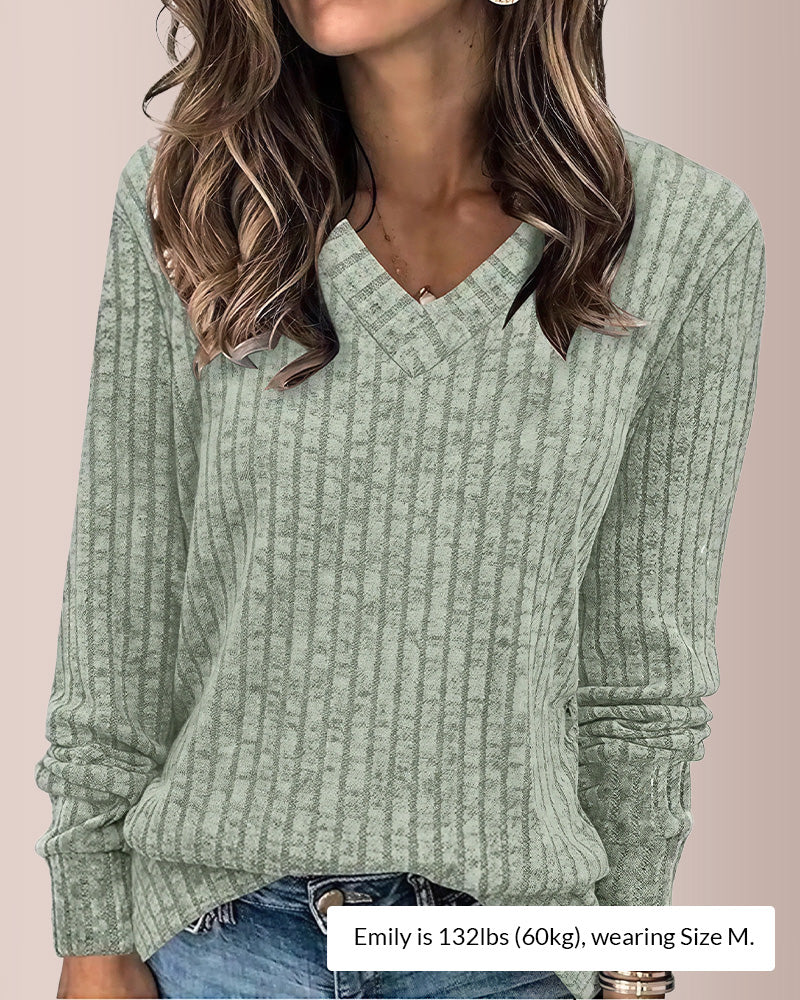 Curvvvy® Women’s V-Neck Long Sleeve Tunic Top