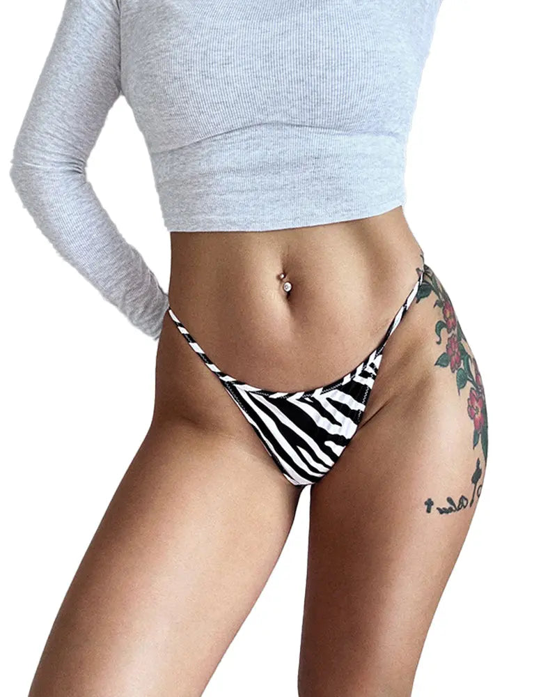 Curvvvy® ForLove – Animal Print Thin Strap Thong curvvvy