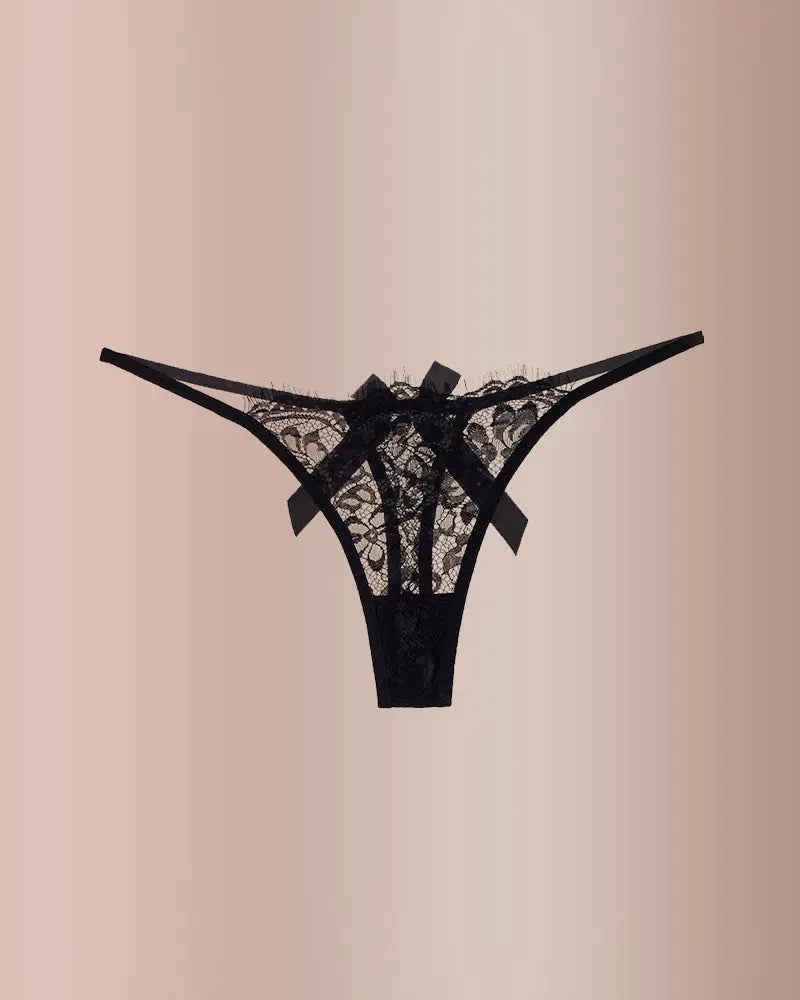 Curvvvy® BlossomLace – Eyelash Lace Strappy Floral Bow Thong curvvvy
