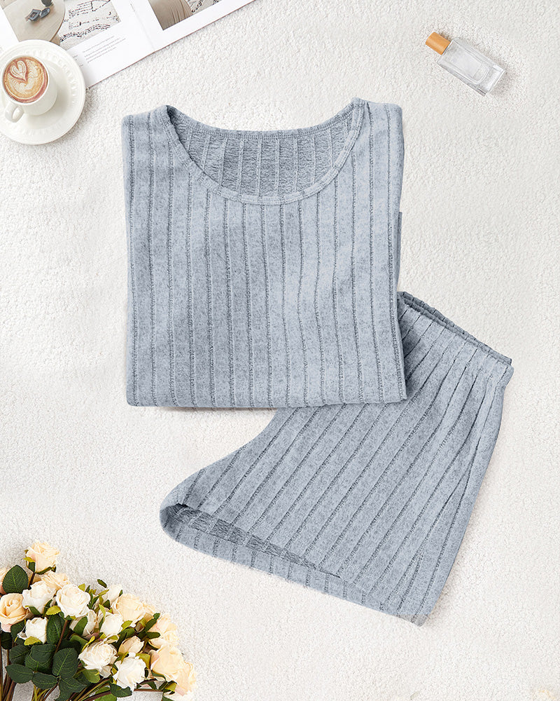 Curvvvy® Ribbed Tee & Shorts Lounge Set