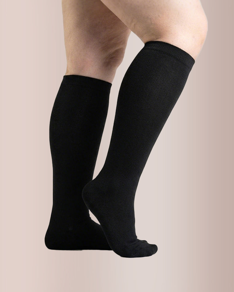Curvvvy® Paws and Love Compression Socks