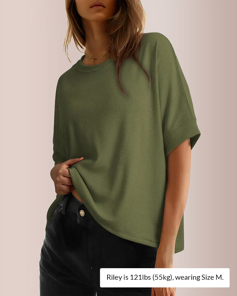 Curvvvy® Women’s Oversized Basic Tee