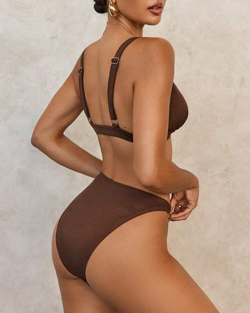 Curvvvy® Solid Color Metal Decorated Swimsuit Set